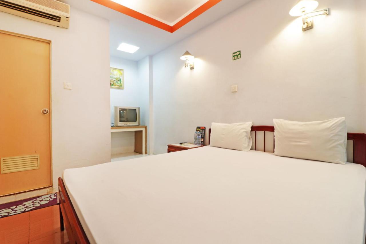Mutiara Sari Hotel Makassar Exterior photo